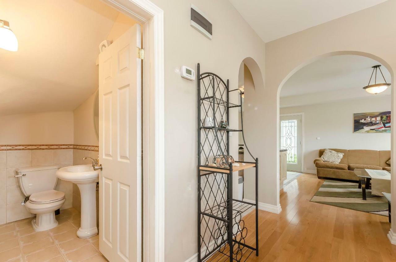 Apartment Canada Dream Vacation Srima Luaran gambar