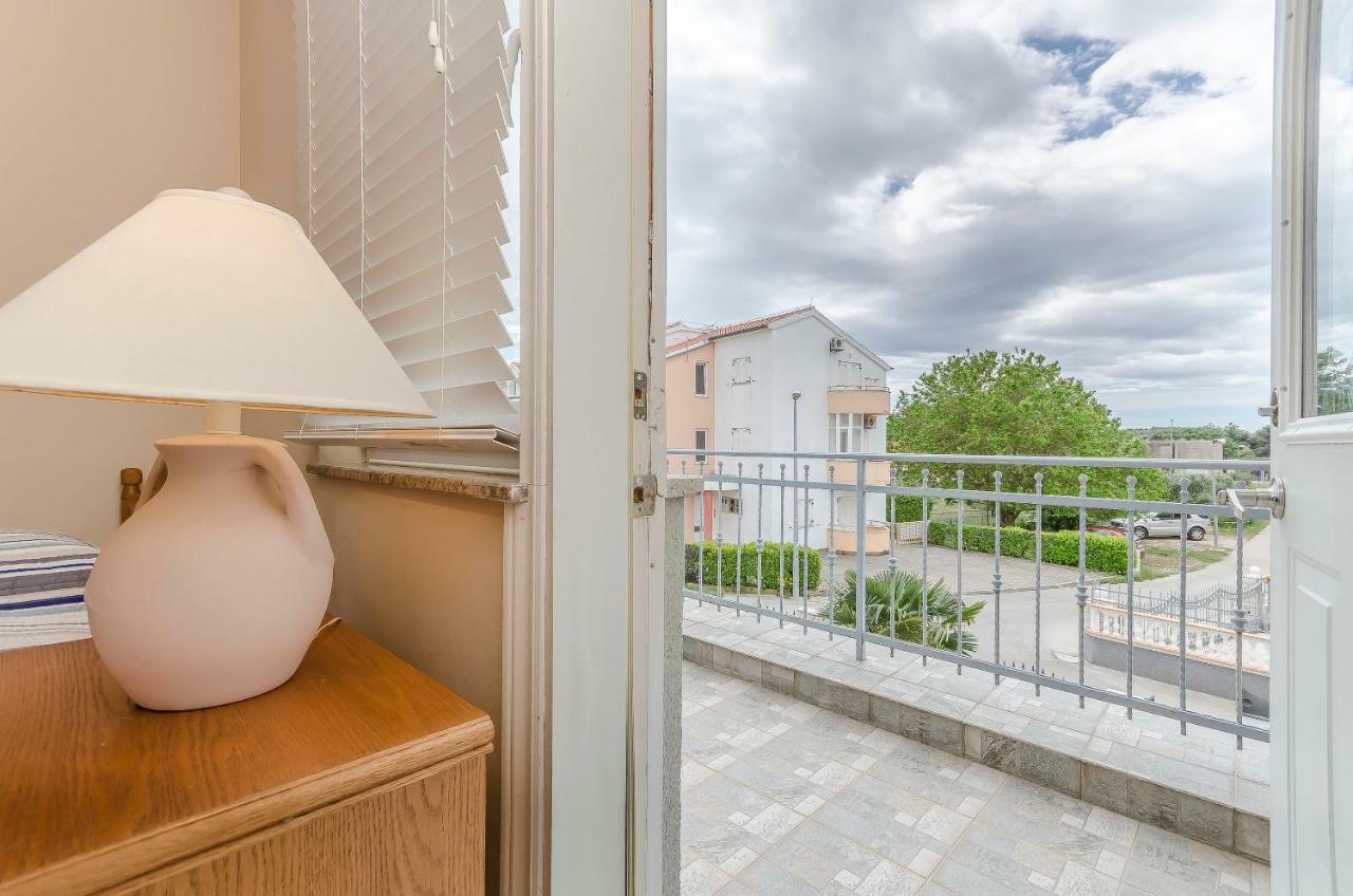 Apartment Canada Dream Vacation Srima Luaran gambar
