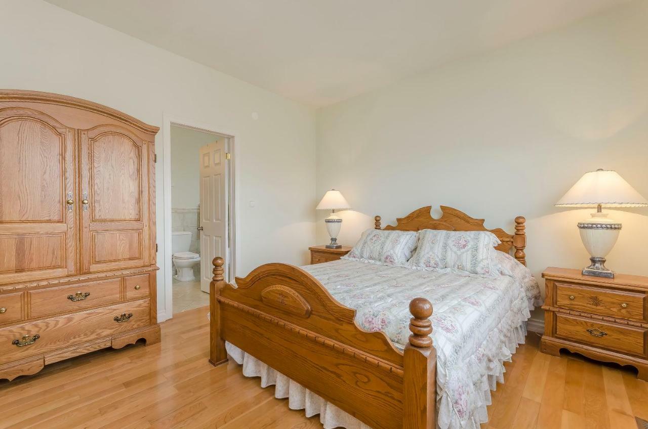 Apartment Canada Dream Vacation Srima Luaran gambar